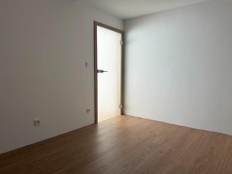 Prodej bytu 3+kk 78 m² (Jednopodlažní) - foto 8