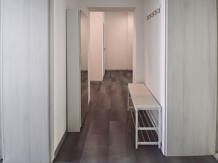 Pronájem bytu 2+1 70 m² - foto 3
