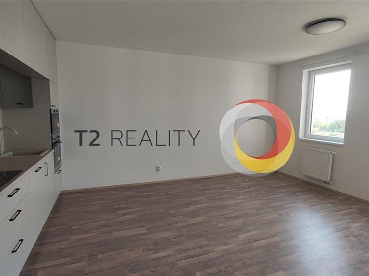 Pronájem bytu 2+kk 55 m² - foto 2