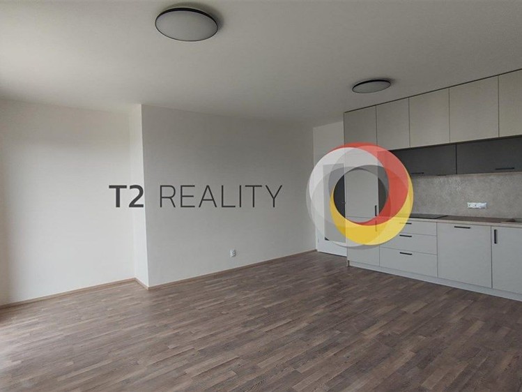 Pronájem bytu 2+kk 55 m² - foto 3