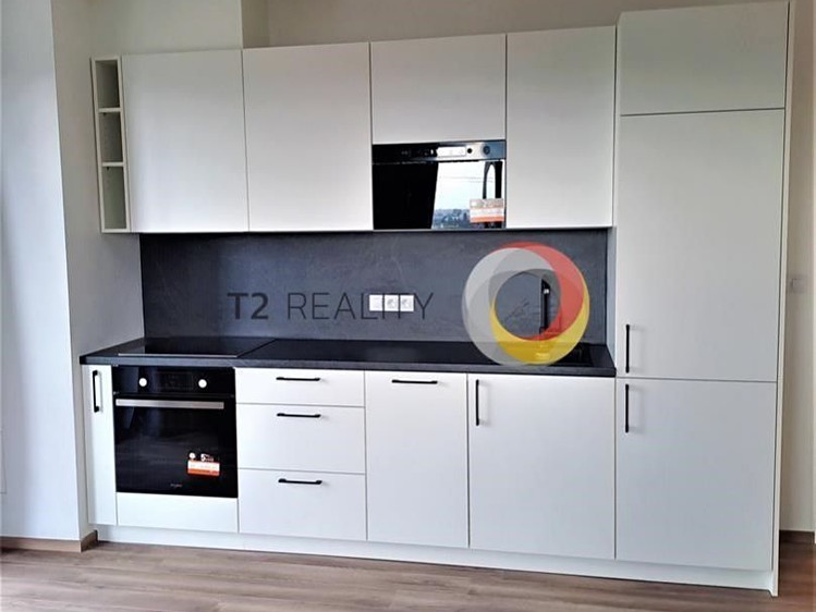 Pronájem bytu 2+kk 51 m² - foto 1