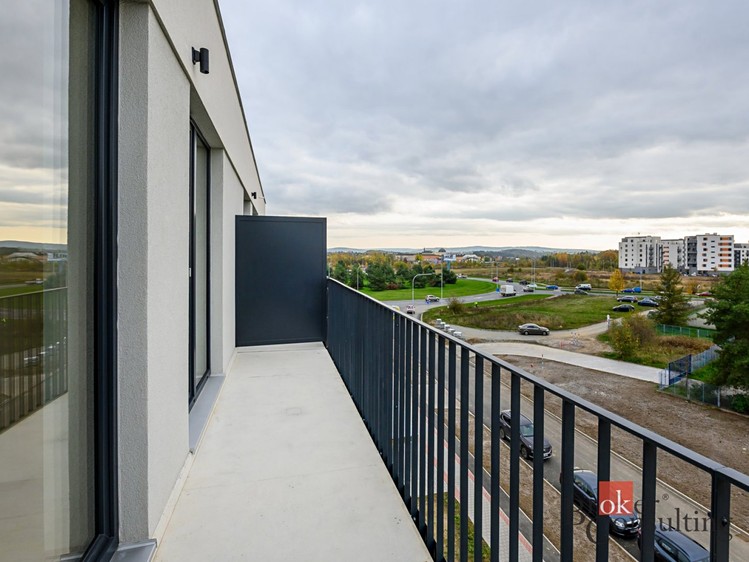 Pronájem bytu 2+kk 73 m² - foto 4