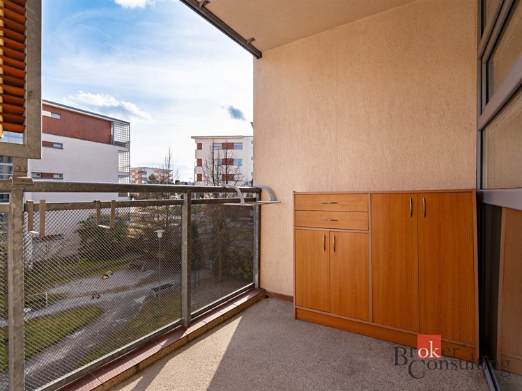 Pronájem bytu 2+kk 59 m² - foto 4