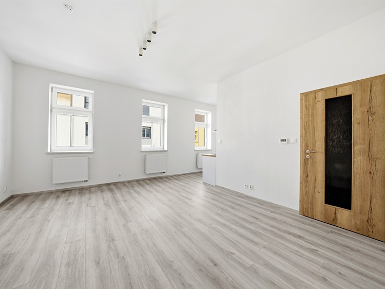 Pronájem bytu 2+kk 45 m² - foto 4