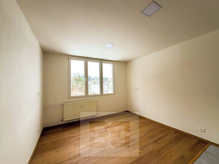 Pronájem bytu 1+kk 23 m² - foto 2