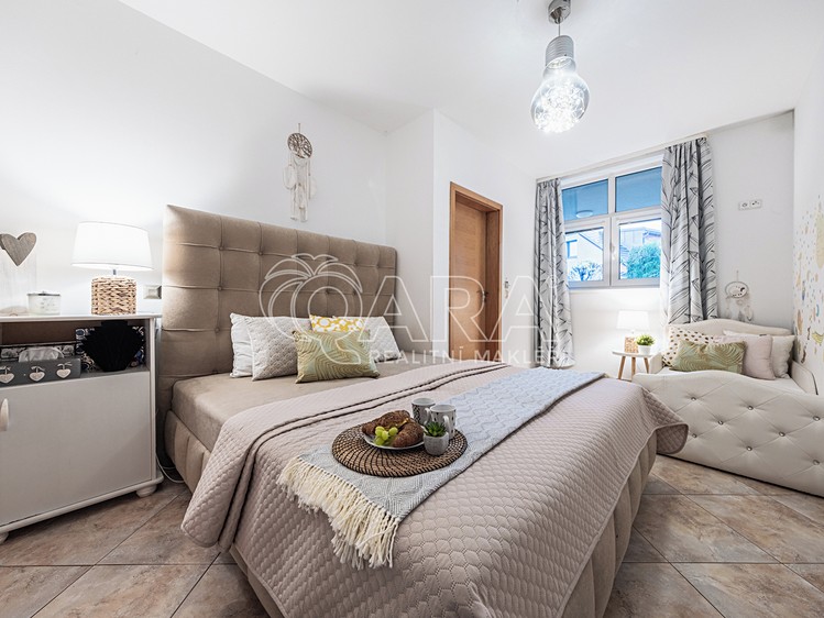 Prodej bytu 3+kk 106 m² (Jednopodlažní) - foto 3