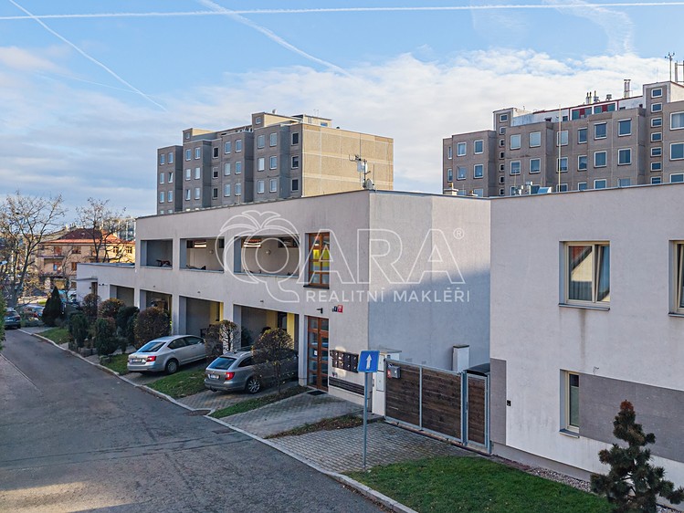Prodej bytu 3+kk 106 m² (Jednopodlažní) - foto 4