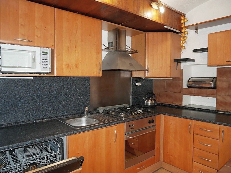 Pronájem bytu 3+1 73 m² - foto 2
