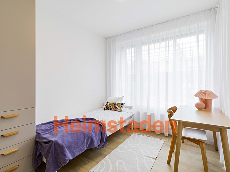 Pronájem bytu 3+1 61 m² - foto 3