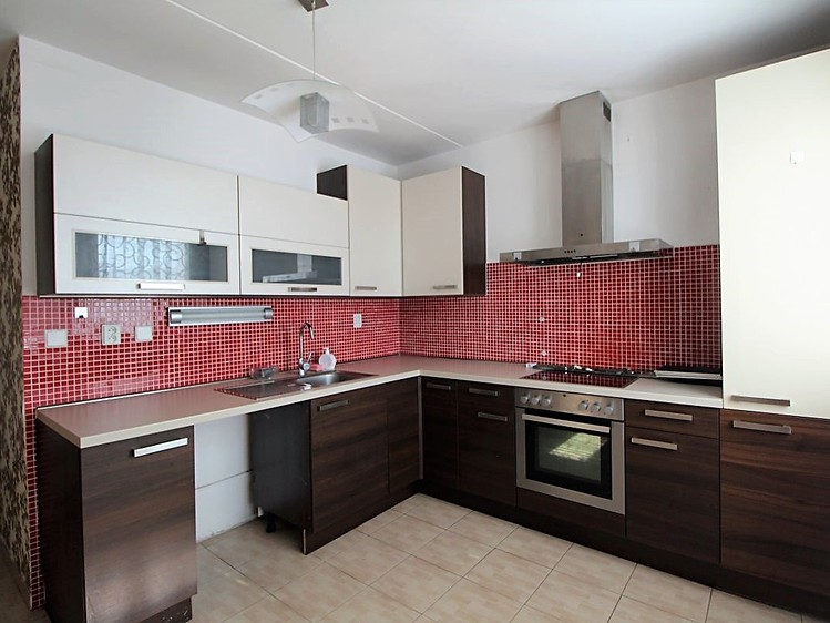 Pronájem bytu 2+1 60 m² - foto 2