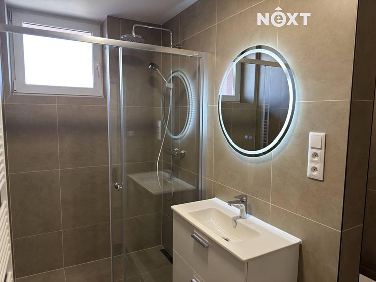 Pronájem bytu 3+kk 79 m² - foto 3