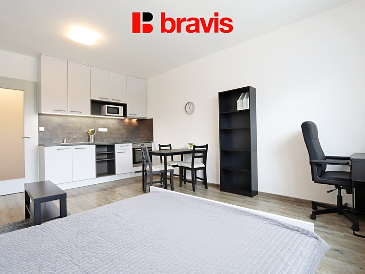 Pronájem bytu 1+kk 28 m² - foto 8