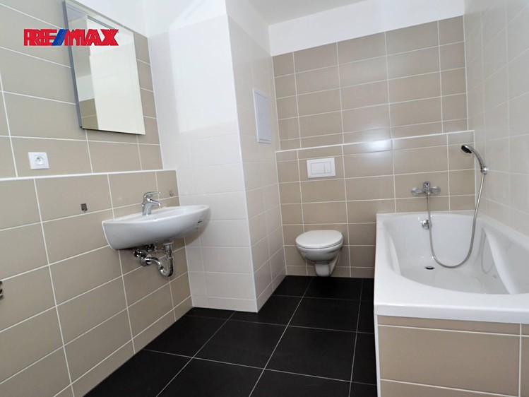 Pronájem bytu 1+kk 42 m² (Jednopodlažní) - foto 6