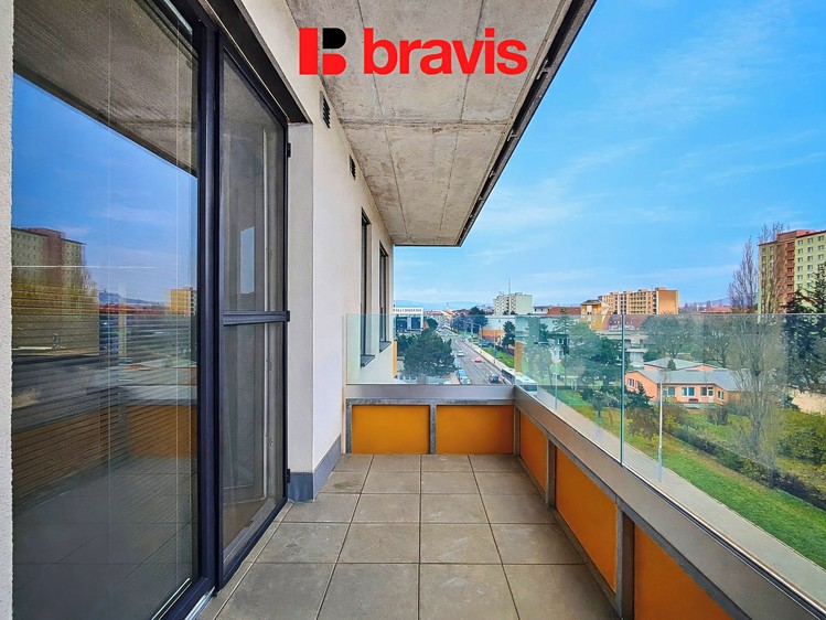 Pronájem bytu 1+kk 36 m² - foto 2
