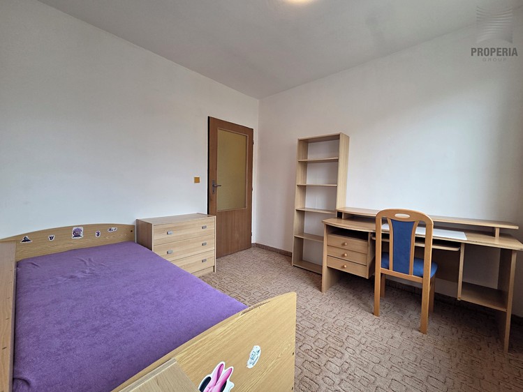 Pronájem bytu 4+1 98 m² - foto 6