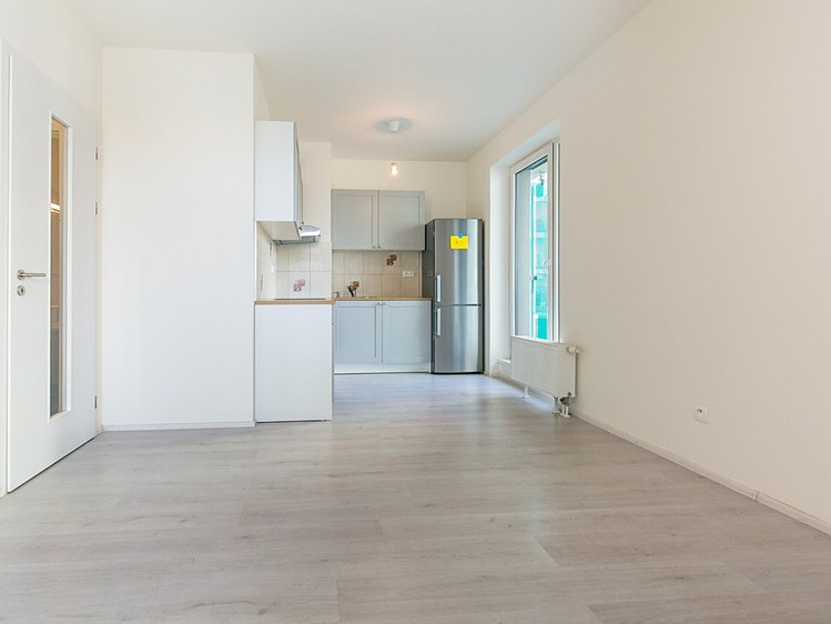 Pronájem bytu 2+kk 41 m² - foto 2