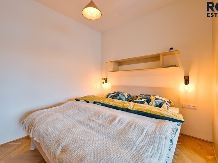 Pronájem bytu 2+kk 44 m² - foto 3