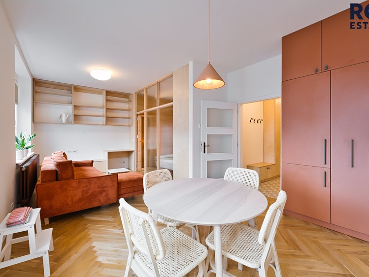 Pronájem bytu 2+kk 44 m² - foto 8