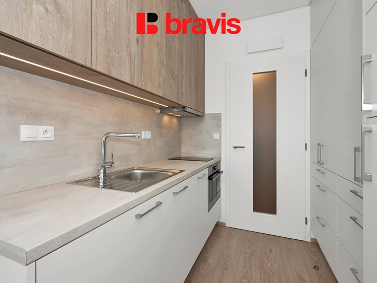 Pronájem bytu 1+kk 27 m² - foto 3
