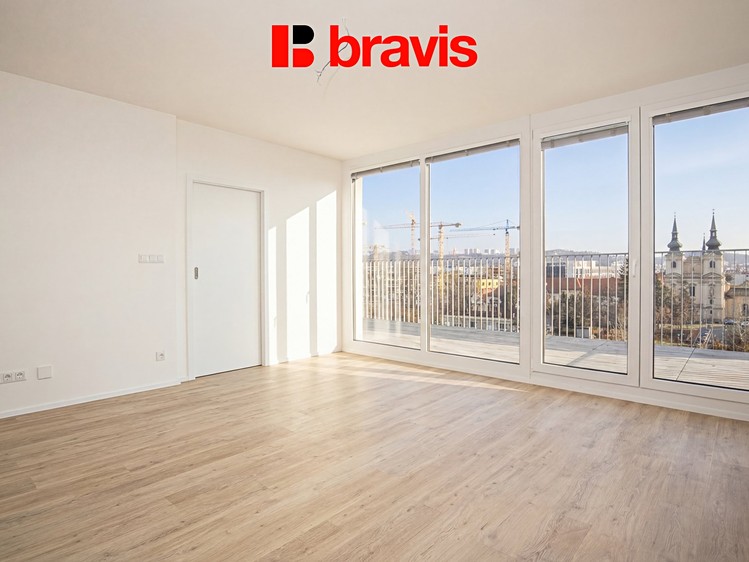Pronájem bytu 2+kk 47 m² - foto 3