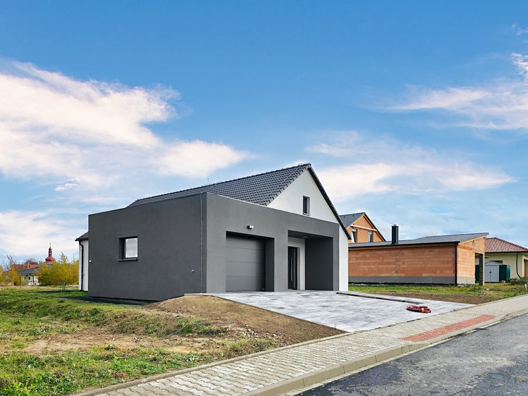 Prodej rodinného domu 147 m², pozemek 1 080 m² - foto 2
