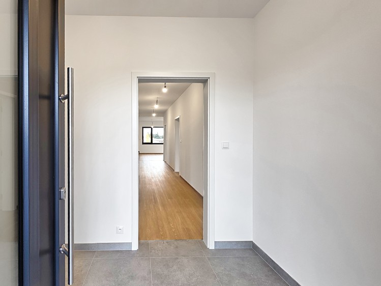Prodej rodinného domu 147 m², pozemek 1 169 m² - foto 4
