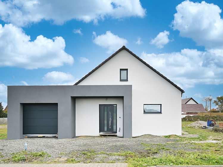 Prodej rodinného domu 147 m², pozemek 1 169 m² - foto 1