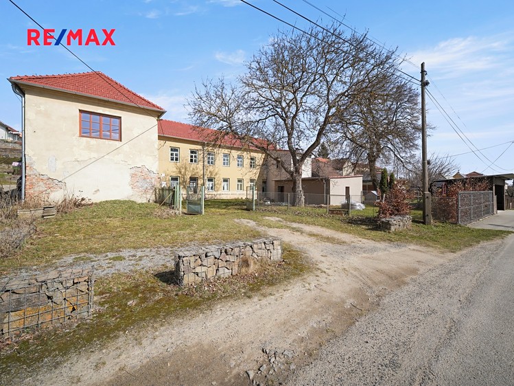 Prodej rodinného domu 406 m², pozemek 757 m² - foto 5