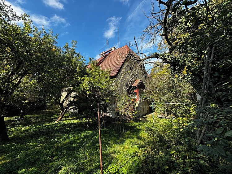 Prodej rodinného domu 180 m², pozemek 598 m² - foto 3