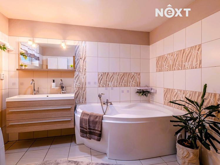Prodej  rodinného domu 176 m², pozemek 368 m² - foto 5