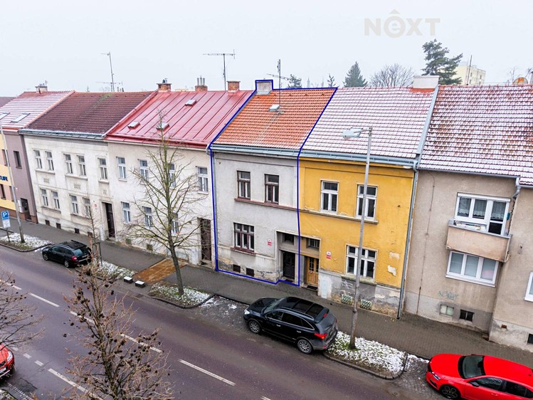 Prodej rodinného domu 136 m², pozemek 192 m² - foto 1