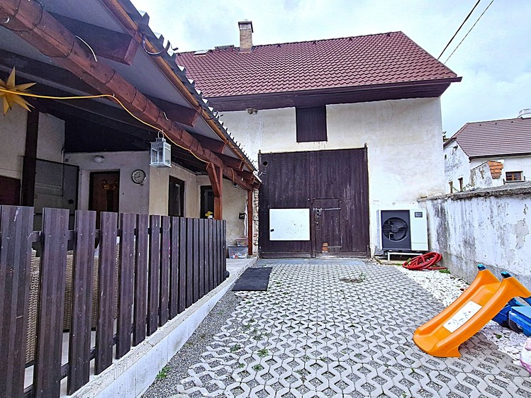 Prodej rodinného domu 90 m², pozemek 493 m² - foto 4