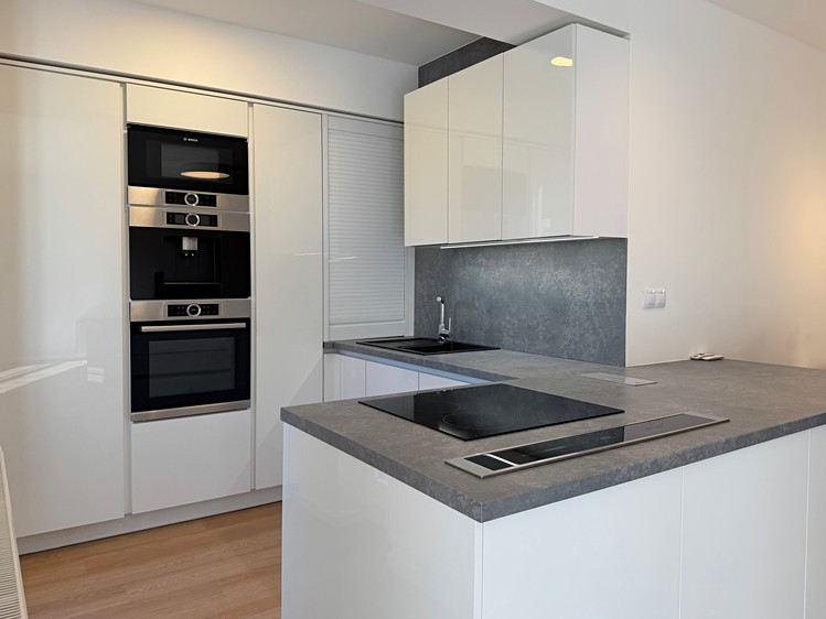 Prodej rodinného domu 157 m², pozemek 266 m² - foto 2