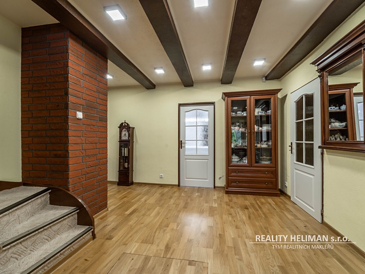 Prodej rodinného domu 145 m², pozemek 490 m² - foto 8