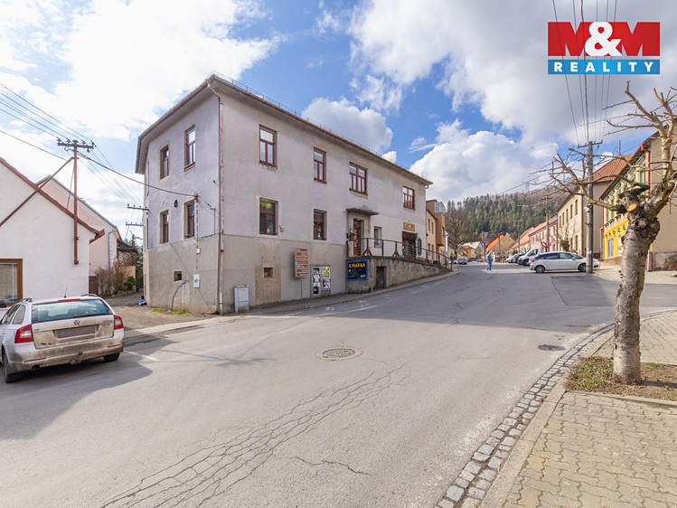 Prodej rodinného domu 411 m², pozemek 331 m² - foto 5