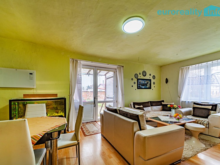 Prodej rodinného domu 126 m², pozemek 1 522 m² - foto 8
