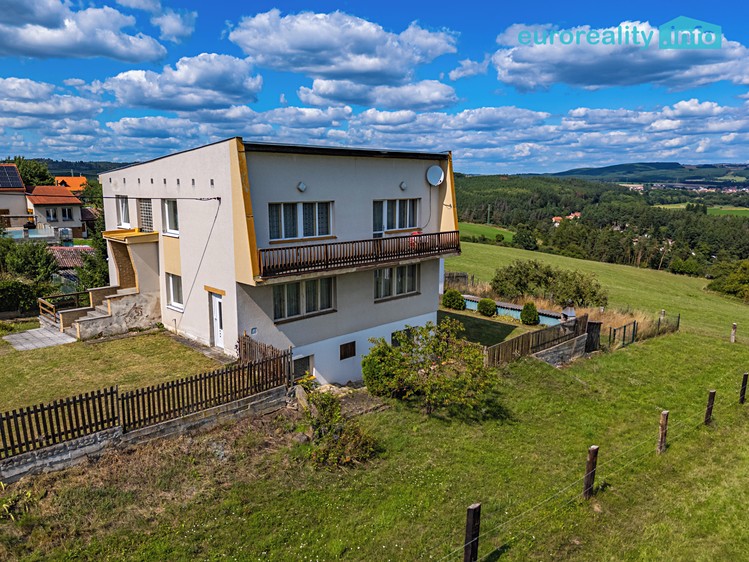 Prodej rodinného domu 270 m², pozemek 1 487 m² - foto 4