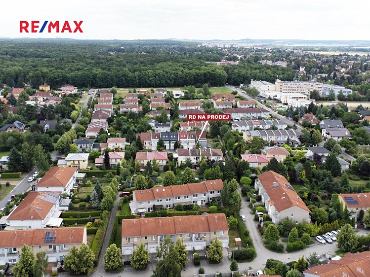 Prodej rodinného domu 177 m², pozemek 284 m² - foto 7