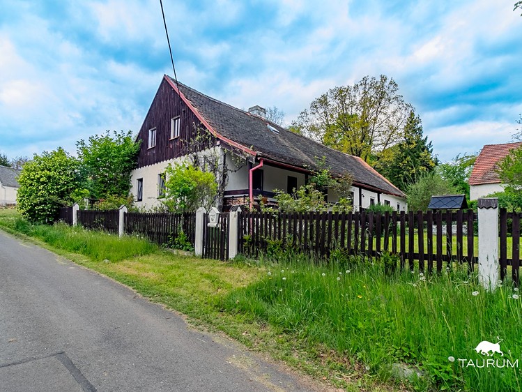 Prodej chalupy 275 m², pozemek 2 210 m² - foto 2