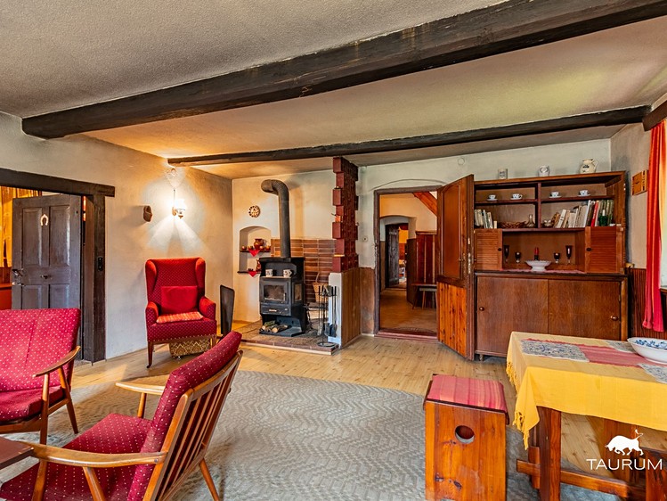 Prodej chalupy 275 m², pozemek 2 210 m² - foto 1