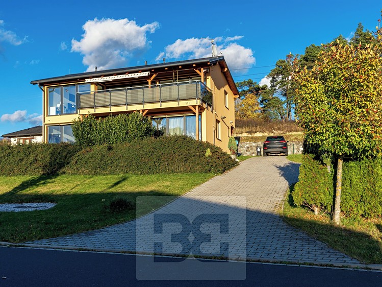 Prodej rodinného domu 185 m², pozemek 1 063 m² - foto 1