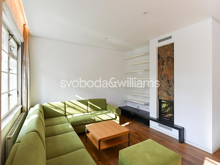 Pronájem  rodinného domu 179 m², pozemek 294 m² - foto 4