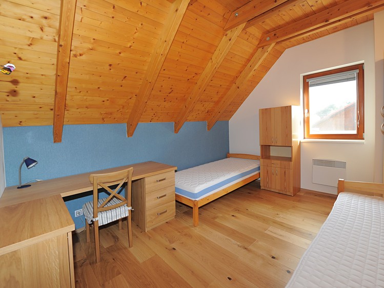 Pronájem rodinného domu 120 m², pozemek 1 000 m² - foto 8