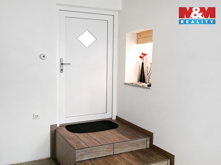 Pronájem rodinného domu 95 m², pozemek 337 m² - foto 7