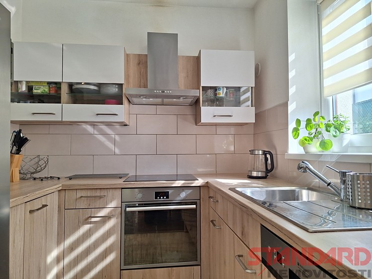 Pronájem rodinného domu 102 m², pozemek 70 m² - foto 3