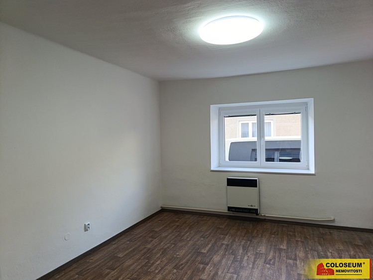 Pronájem rodinného domu 84 m², pozemek 197 m² - foto 4