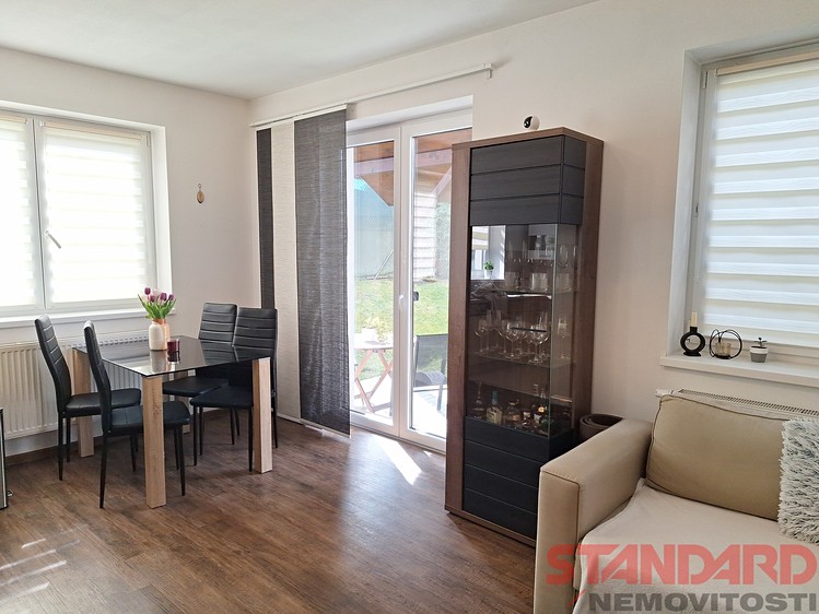 Pronájem rodinného domu 102 m², pozemek 70 m² - foto 8