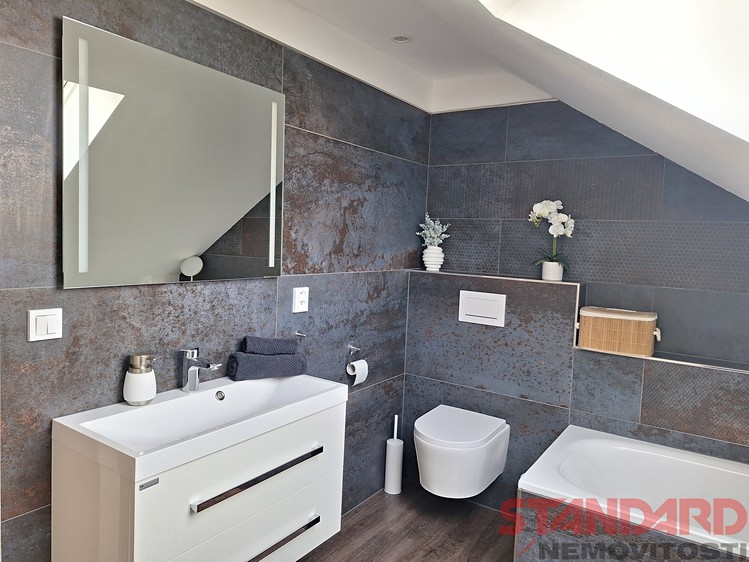 Pronájem rodinného domu 102 m², pozemek 70 m² - foto 6