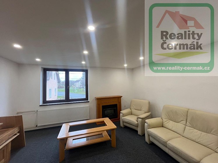 Pronájem rodinného domu 220 m², pozemek 240 m² - foto 5