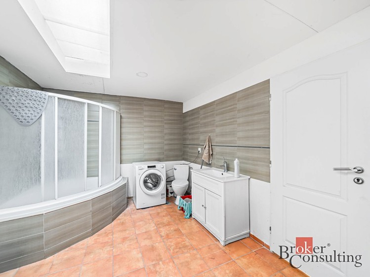 Pronájem rodinného domu 350 m², pozemek 1 500 m² - foto 7